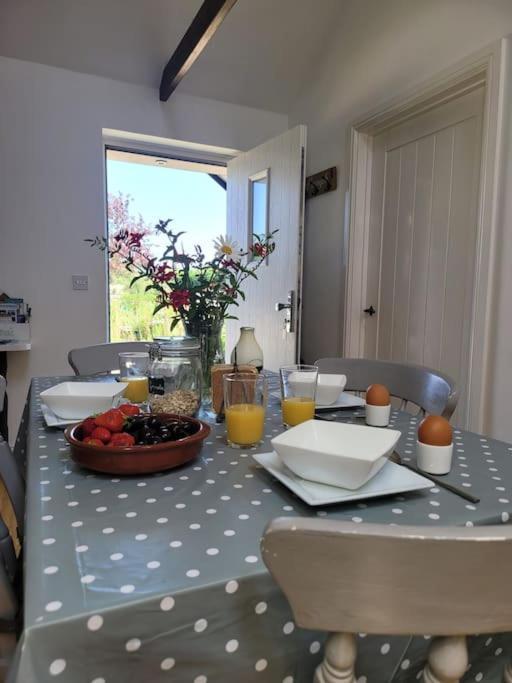 Willow Cottage In Idyllic Location Harrietsham エクステリア 写真